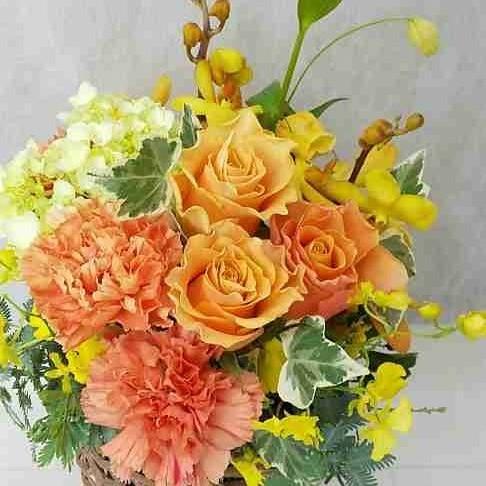 季節のアレンジメント Ｌサイズ 黄色 オレンジ系 贈り物 プレゼント フラワーアレンジ 2022 ギ...