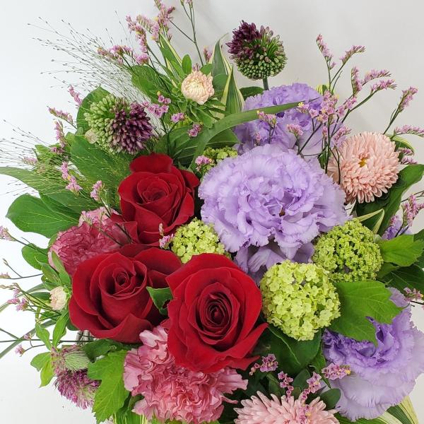 季節のアレンジメント Ｌサイズ 赤色 ピンク系 贈り物 プレゼント フラワーアレンジ 2022 ギフ...