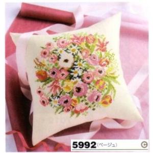 刺しゅうキット クッションカバー スミレ（ベージュ） 6026 オリムパス