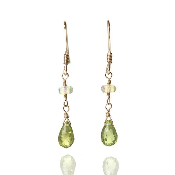 KEIUNDO ペリドット&amp;エチオピア産プレシャスオパール14KGFピアス 高級ケース付