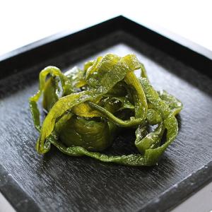 ケンコウかいそうjpの【茎わかめ 九州天草産】肉厚な食感でサラダ