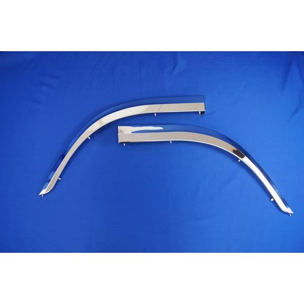 いすゞ０７エルフハイキャブ用鏡面フェンダーガーニッシュセット