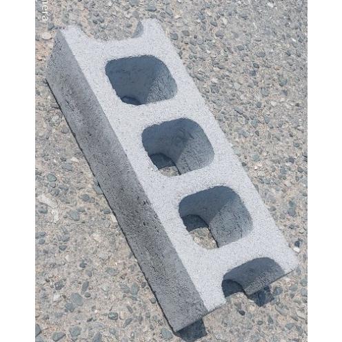 高さ半分ブロック１5ｃｍ（高さ２分の１ブロック）