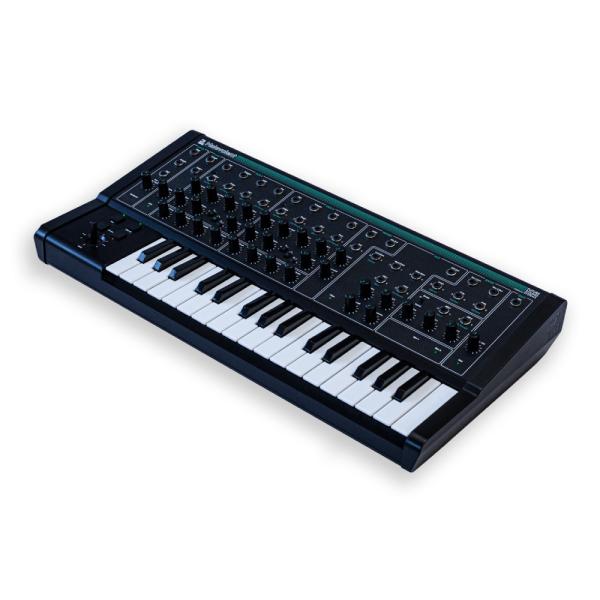 PWM Malevolent モジュラー・ピュア・アナログ・シンセサイザー