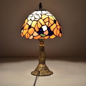 綺麗なデザイン ステンドグラス ガラス工芸 LED 卓上ライト 卓上