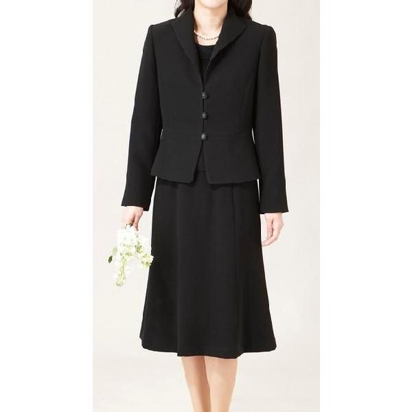 ☆オールシーズン物 2121☆【シャープな衿元】ブラックフォーマル3点スーツ＜日本製＞