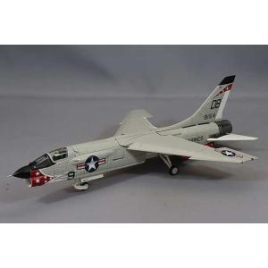 1/72 F-8E クルセイダー アメリカ海軍 VF-211 チェックメイツ