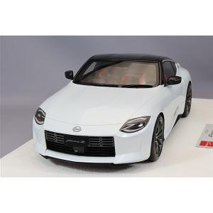 1/18トムスGR86ワイドボディクリスタルホワイトパール新品 アイドロン 1/18 トムス GR86 ワイドボディ 2022 クリスタル
