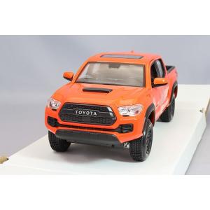 マイスト 1/27 トヨタ タコマ TRD プロ ホワイト/レッド/ブラック