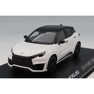 京商 1/43 レクサス LBX MORIZO RR ホワイトノーヴァガラスフレーク/ブラック