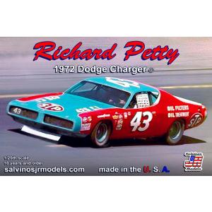 サルビノスJRモデルズ プラモデル 1/25 1972 ダッジ チャージャー 1972 NASCAR タラデガ 500 #43 R.ペティ｜kidbox