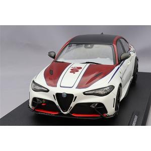 ソリド 1/18 アルファロメオ ジュリア GTA 2023 ホワイト/レッド