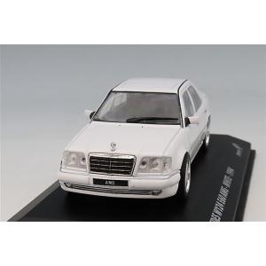 ソリド 1/43 メルセデスベンツ (W124) E60 AMG 1994 ホワイト