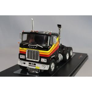 IXO MODELS 1/43 ピータービルト 281 タンクトレーラー 1955