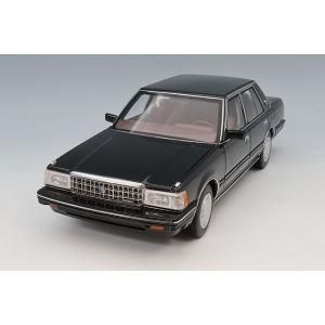 XiaoGuang MODEL 1/18 トヨタ クラウン MS122 ブラック (内装レッド)