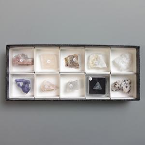 ジェムストーン 標本 45種セット 鉱物コレクション 宝石標本 ケース