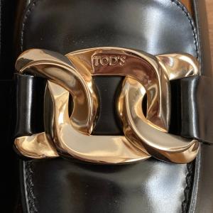 新品同様 TODS トッズ ゴールドチェーン付...の詳細画像3