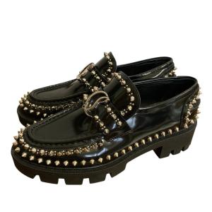 新品同様 Christian Louboutin クリスチャンルブタン MOC LUG SPIKBS FLAT スパイクスタッズ ローファー サイズ37 24.0cm相当 ブラック レディース 古着 中古