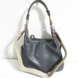 TOD'S トッズ レザー ドライビング ワンショルダーバッグ ショルダーストラップ付き ネイビー レディース 古着 中古