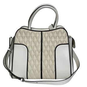 美品 TODS トッズ セラ キルティングレザー...の商品画像