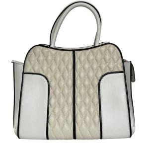 美品 TODS トッズ セラ キルティングレザ...の詳細画像1