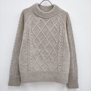 MARGARET HOWELL NATURAL WOOL モックネックケーブルニット 定価46200 579-3260008 23AW ベージュ マーガレットハウエル 4-0503T 238838｜kiitti