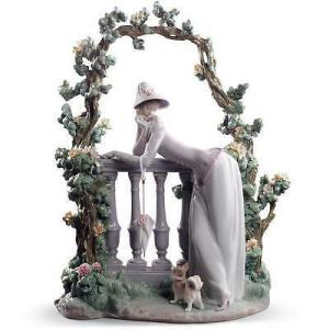 リヤドロ Lladro In The Balustrade Figurine 01008680