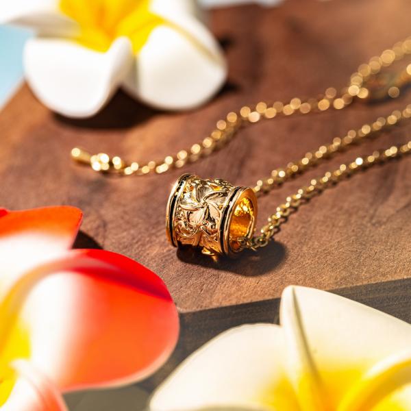 ハワイアンジュエリー風 ネックレス ペンダント ハワイ ゴールド 黒 コンビ