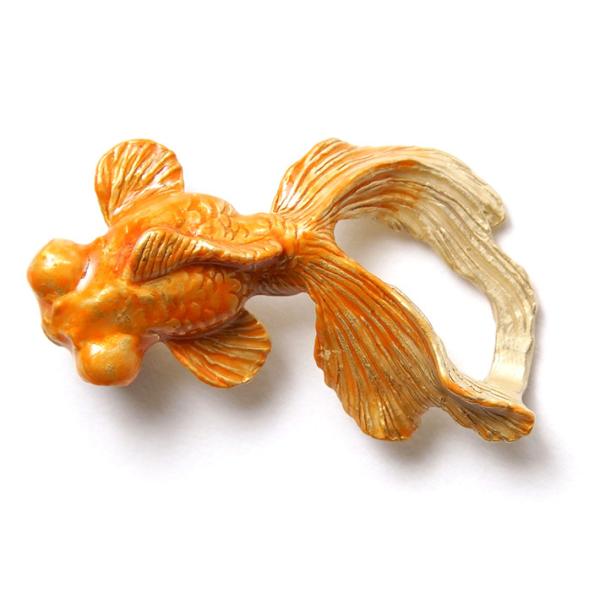 帯留め 金魚 出目金 赤 朱 金 ゴールド アニマル 日本製 ピューター SUU 和装小物
