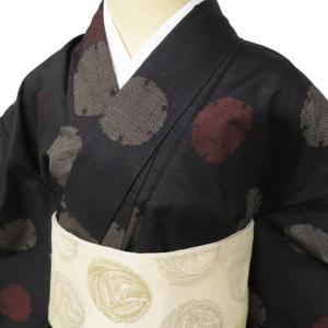 大島紬 白大島 着物 中古 正絹 袷 カジュアル 植物文様 木々の図 砥粉色 黒色 身丈164.5cm 裄66.5cm L きもの北條 A963-6 大島紬 白大島 着物 中古 正絹 袷 カジュアル 植物文様 木々の図 砥
