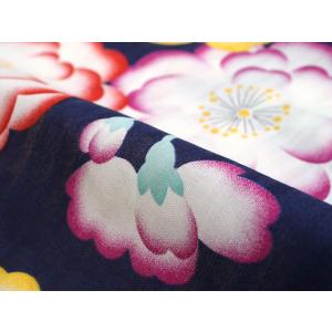 浴衣 反物 仕立て付き 濃紺 椿 カラフル 山...の詳細画像2