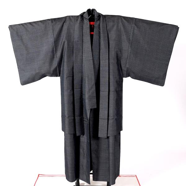 本場大島紬　男アンサンブル　泥染め　藍染め　80亀甲　A110