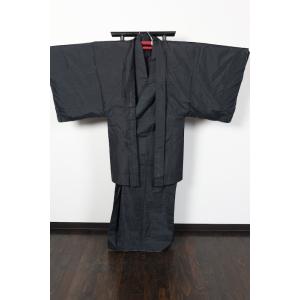 男本場大島紬アンサンブル　新品未使用品　藍　泥　80亀甲　B1017