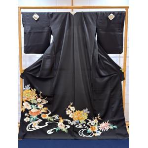 総刺繍 黒留袖 菊尽くし 五つ紋 正絹比翼地 ぐし縫い : 高級呉服