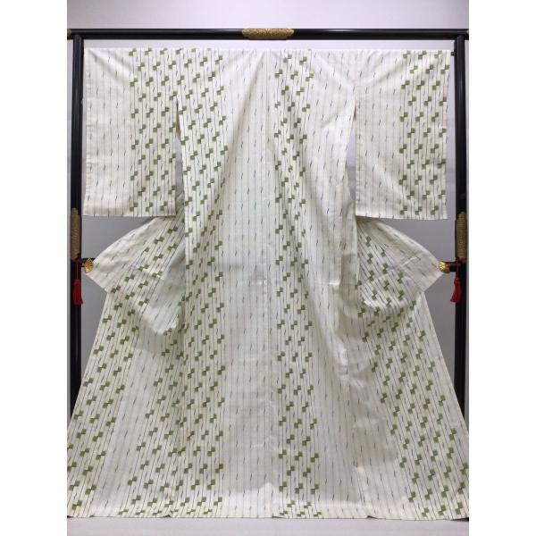 未仕立て品 仮絵羽着物 日本工芸会正会員 永田敏美作「青嵐」紬絵羽反物 未使用 中古 柄物 白 正絹...