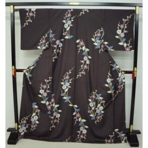 着物 正絹 本場大島紬 カジュアル 袷 仕立て上り 唐草 ブラック Ｌ寸 MWR 5100-01776_1.jpg