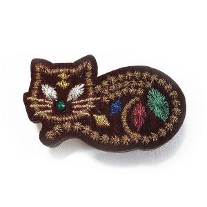 在庫処分 帯留 猫 ねこ ネコ cat 赤 臙脂 ワインレッド ベロア 刺繍 ラインストーン ベネチかわいい カジュアル 帯締め 和装 着 No.8-1736