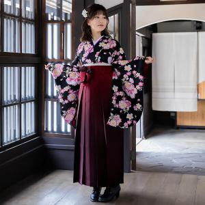二尺袖 単品 卒業式着物 黒 裄67.5cm Lサイズ  袴用着物 化繊 中古 4560 二尺袖 単品 卒業式着物 黒 裄67.5cm Lサイズ 袴用着物 化繊 中古 4560
