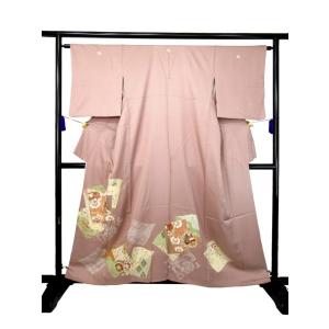 色留袖 本加賀友禅 奥田勝将 庭園に百花模様 丸に三つ引き紋 白