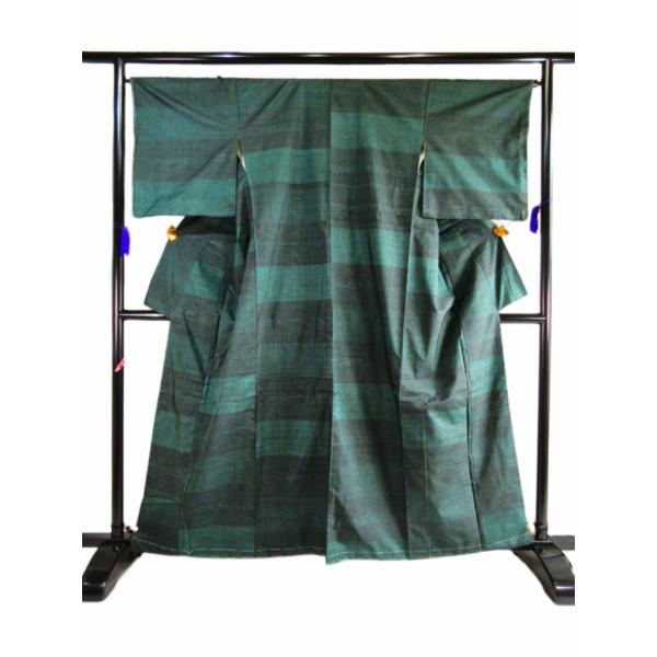 未使用 三越誂え 緑 黒 本場 大島紬 正絹 しつけ付き 横段 リサイクル 観劇 会食 買い物 食事...