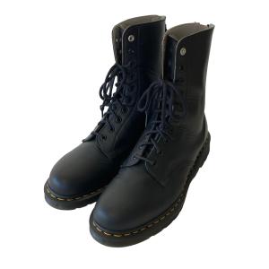 【値下げ】Ys × Dr．Martens 10EYE BOOT YA-E18-733-1-01 ブラック サイズ：43 (心斎橋アメリカ村店)｜kindal