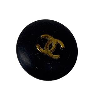 CHANEL ココマークラウンドイアリング ブラック×ゴールド (原宿店)