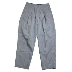 ブフト bukht ONE TUCK WIDE TROUSER タックパンツ／BB 652801 グレー サイズ：2｜kindal