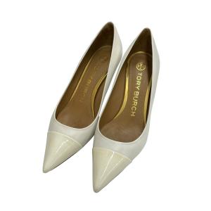 トリーバーチ TORY BURCH キャップトゥ パンプス ホワイト サイズ：6 1/2
