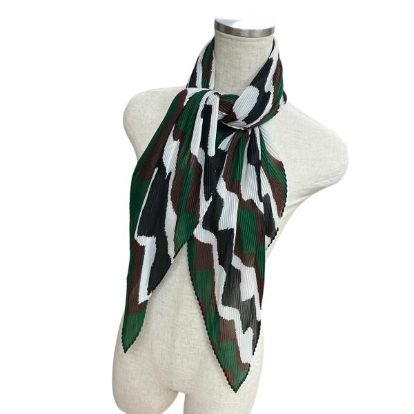 ミーイッセイミヤケ me ISSEY MIYAKE プリーツ グラフィックスカーフ グリーン×ブラウ...