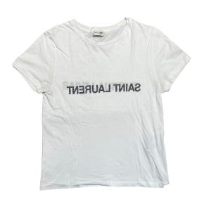 確実正規品　現行モデル　Saint Laurentサンローラン　ロゴ　Tシャツ Saint Laurent(サンローラン) Tシャツ・カットソー(レディース