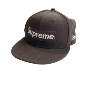 【値下げ】Supreme×NEWERA キャップ G2709232021 ブラウン サイズ：60.6cm (EC)