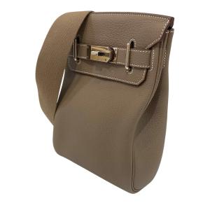 【値下げ】HERMES ケリーアッカード エトゥープ (なんばウォーク2号店)