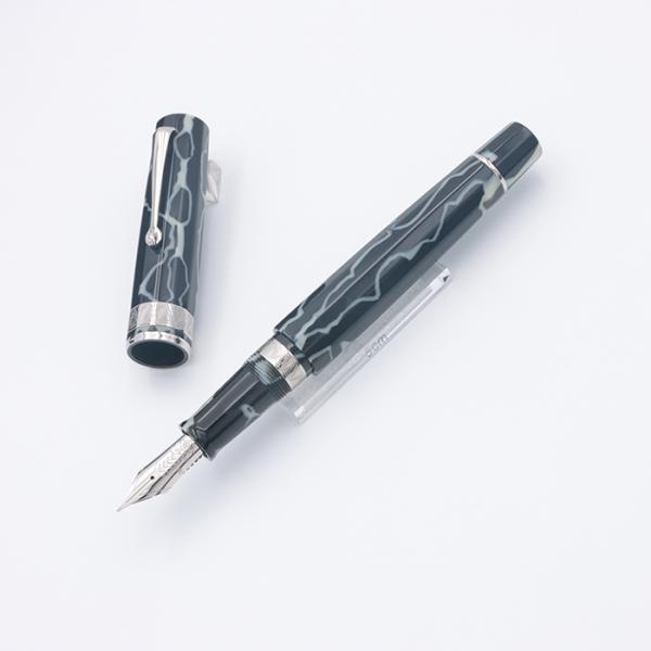 万年筆 OMAS オマス 万年筆 パラゴン ワイルド シルバートリム 14K