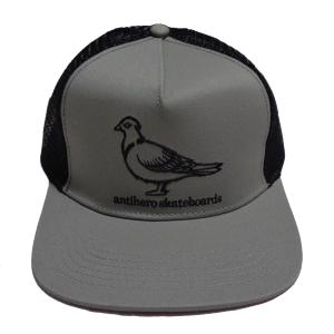 ANTI HERO BASIC PIGEON SNAPBACK アンタイヒーロ アンチヒーロー ベーシック ピジョン スナップバック メッシュキャップ シルバー・ブラック｜kingkong